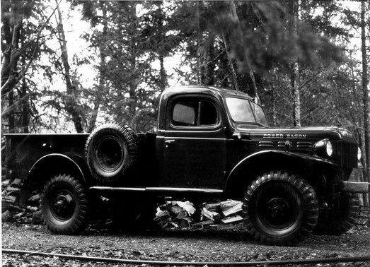 1948 Dodge B1PW Power Wagon 1952 M37 Dodge Power Wagon